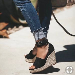 Vici scalloped Junie Espadrille Wedge